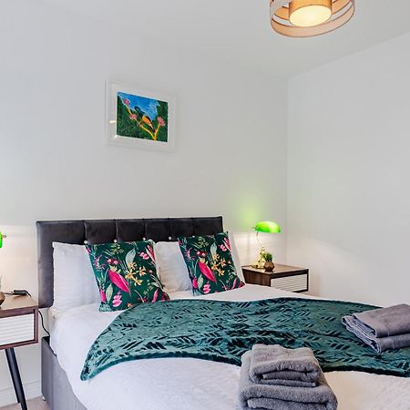 3 Bedroom Swanley House Ngoại thất bức ảnh